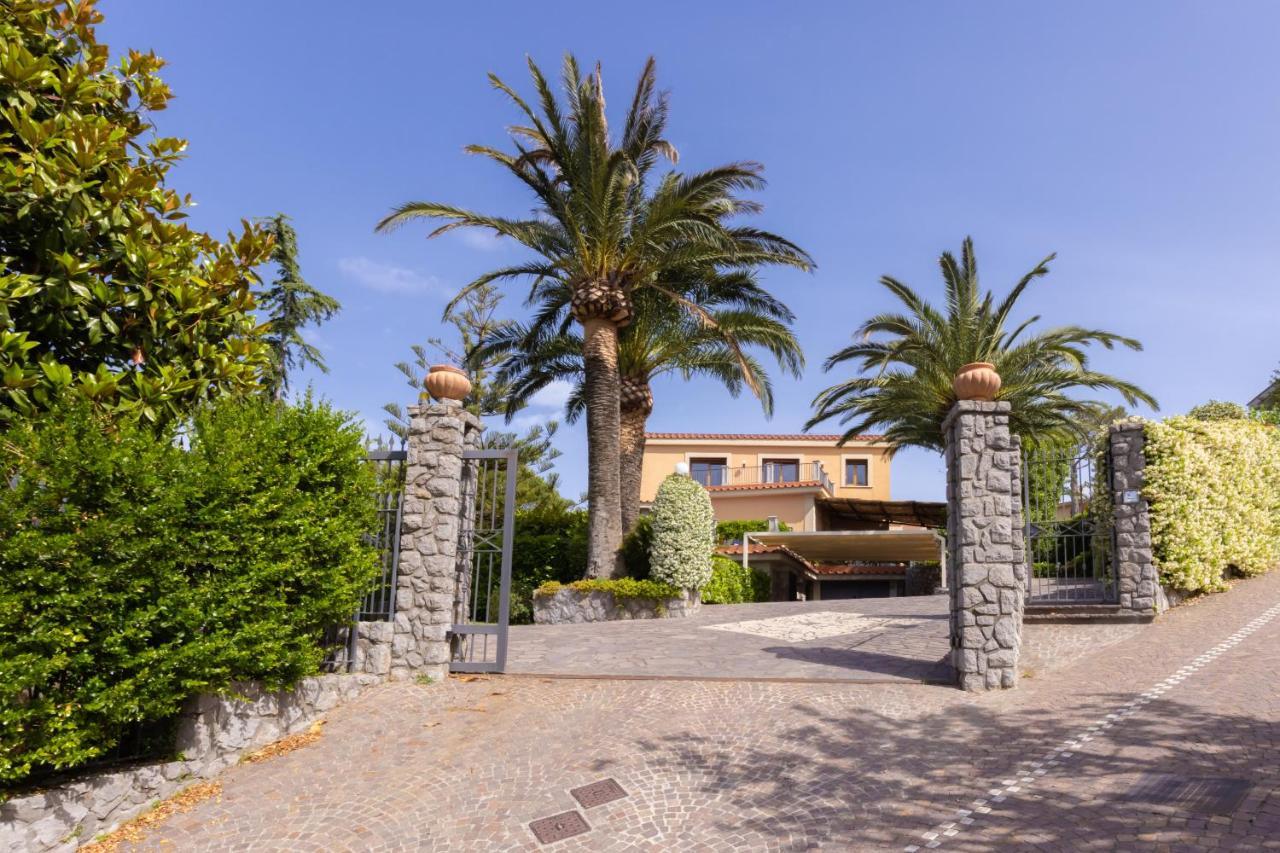 Villa Solatia 马萨鲁布朗斯 外观 照片