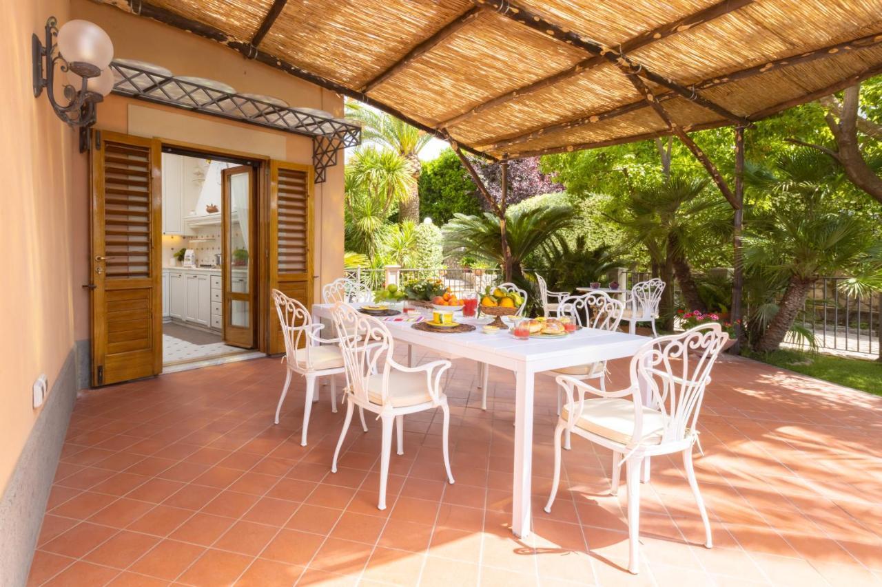 Villa Solatia 马萨鲁布朗斯 外观 照片