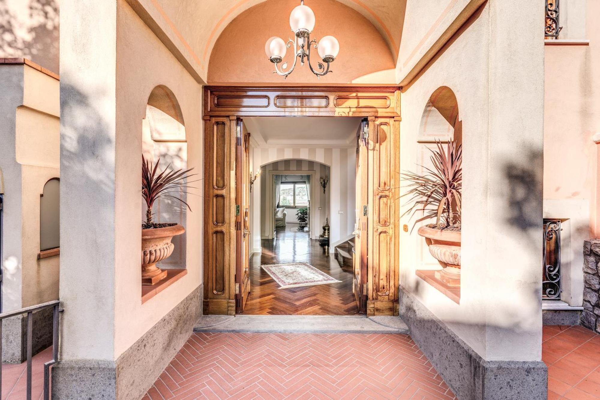 Villa Solatia 马萨鲁布朗斯 外观 照片